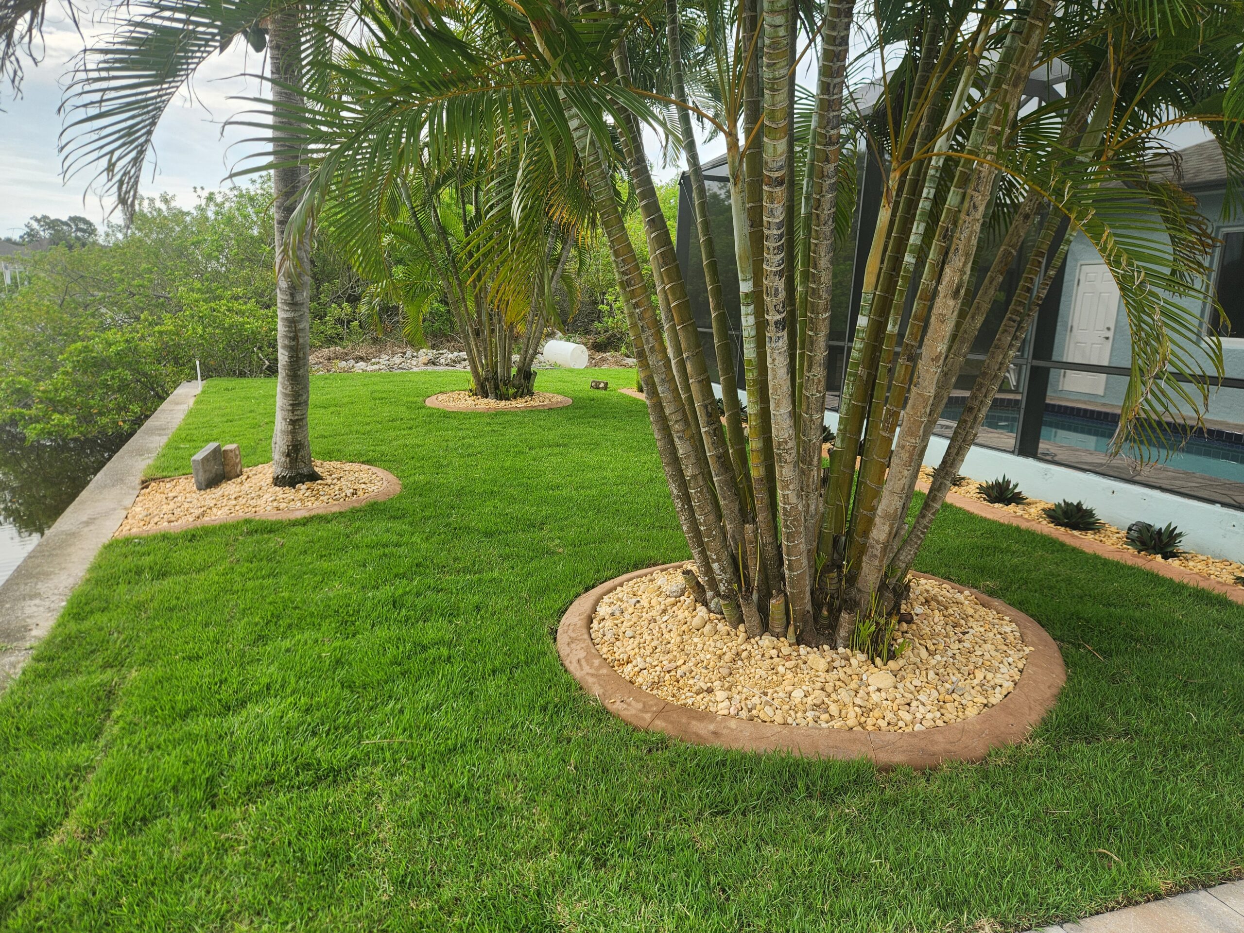 lawn care Port Charlotte FL