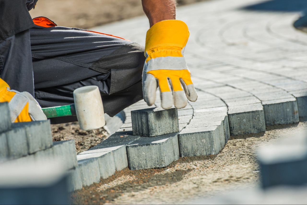 Paver installation in Port Charlotte