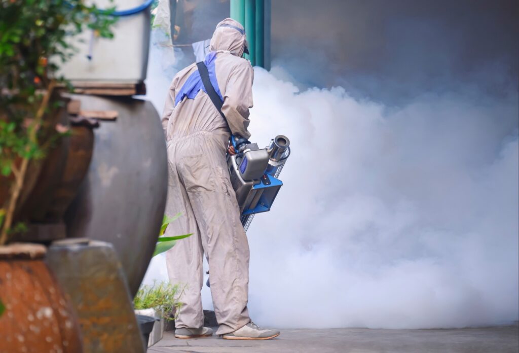 pest control tips for Port Charlotte FL homeowners using professional, safe pest control services