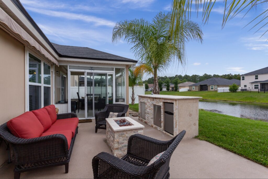 Florida mosquito control helps create a more comfortable outdoor living space