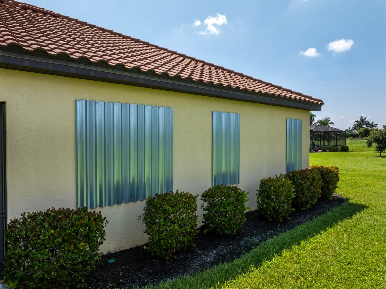 Prepare Florida landscape for hurricane season with tree maintenance and storm-ready landscaping