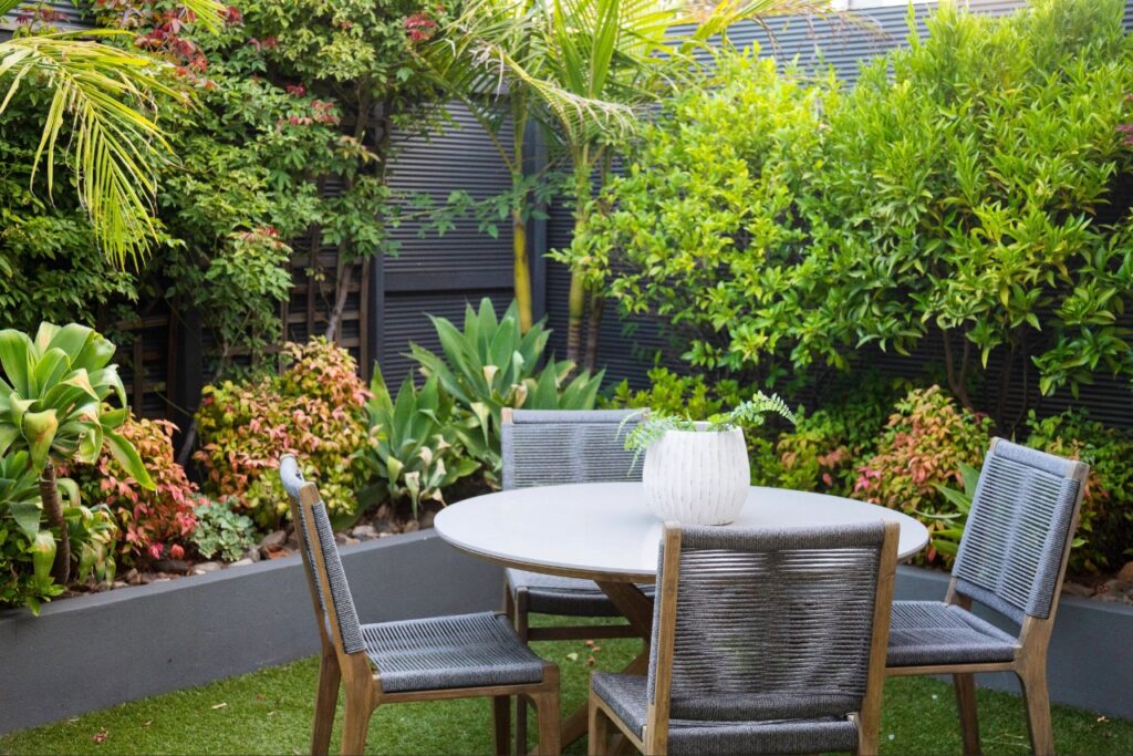 Defined planting zones in a small Florida residential landscape